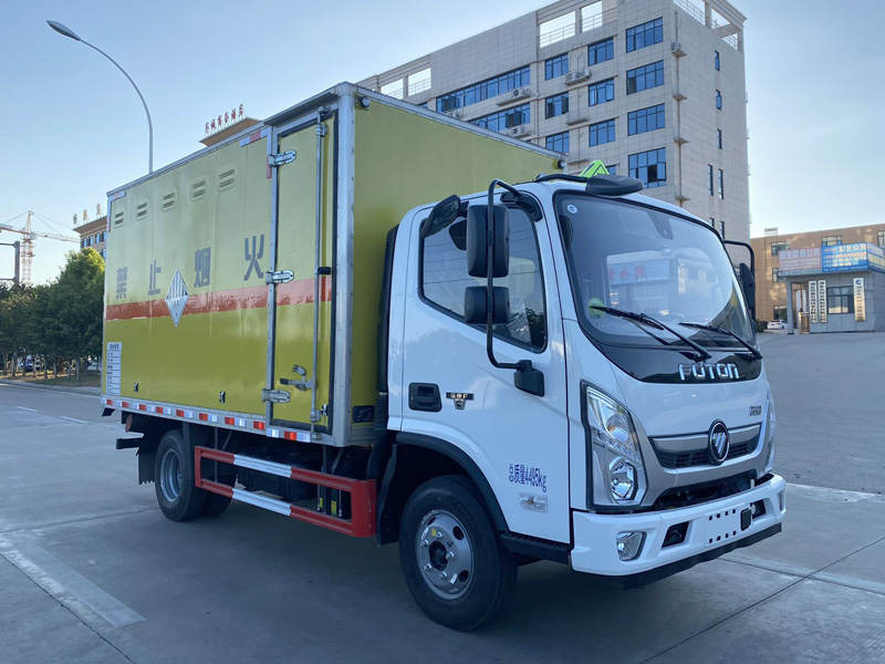 楚勝牌CSC5048XZWB6型雜項(xiàng)危險物品廂式運(yùn)輸車